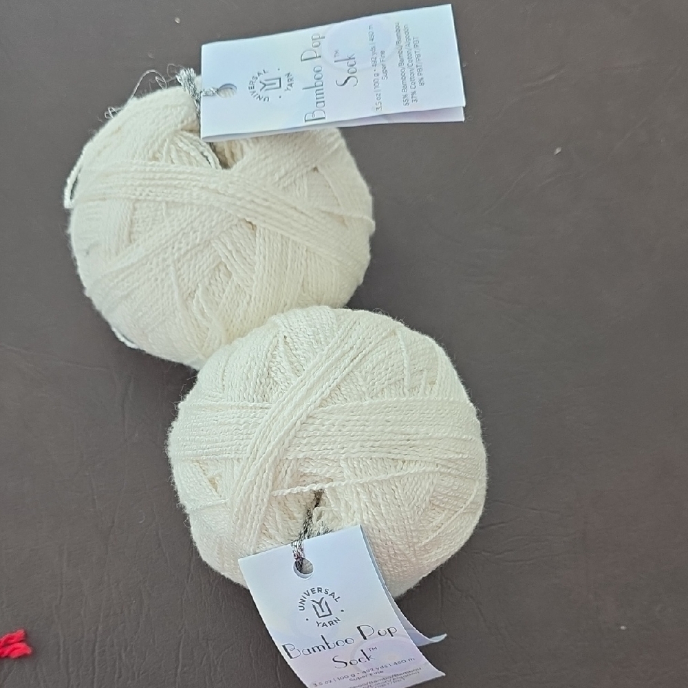 Universal Yarn Bamboo Pop Sock Yarn - Soft Cream Group Of 2 Nwt